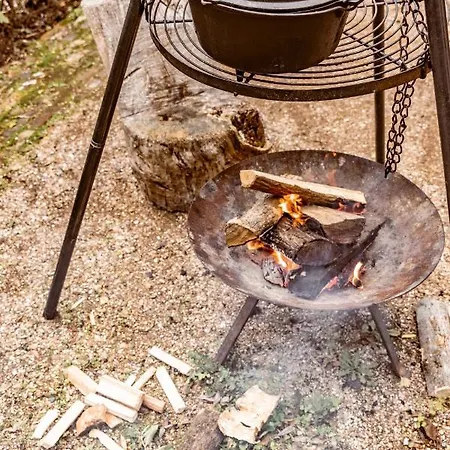 Vakantiewoning Op Natuurterrein T Heuvelhof Met Optioneel Hottub En Sauna Casa de Férias Heuvelland
